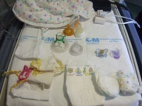Material de un bebé prematuro en el hospital