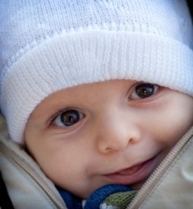 Resfriados y catarros de bebés y niños fiebre y cuidados