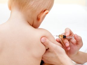Un niño de 6 años no vacunado y contagiado de difteria en estado grave