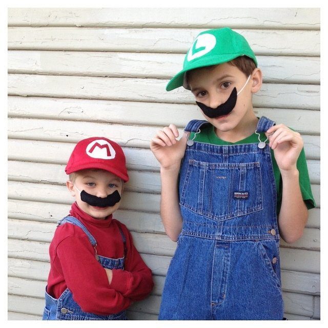Disfraz para niños de Mario y Luigi